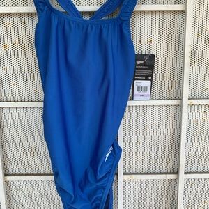 NWT Speedo women’s swimsuit, sz 32/6, polyester royal blue